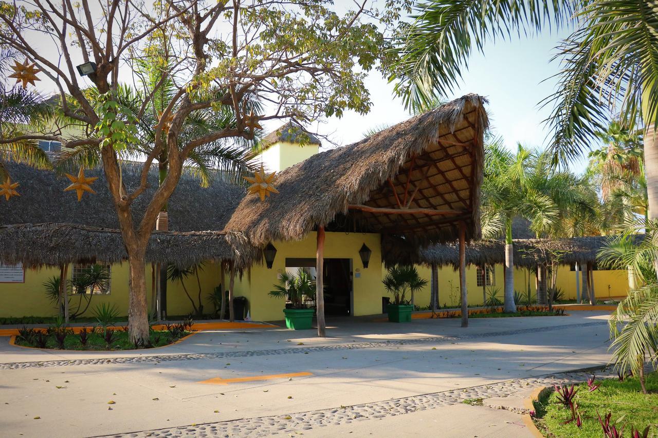 Zar Manzanillo Hotel Eksteriør billede